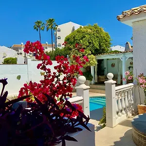 https://family-villa-with-pool-walk-to-beach-restaurants-and-shopping.es-andalucia.com